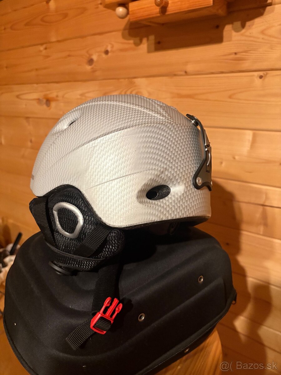 Lyžiarska prilba a okuliare - 3