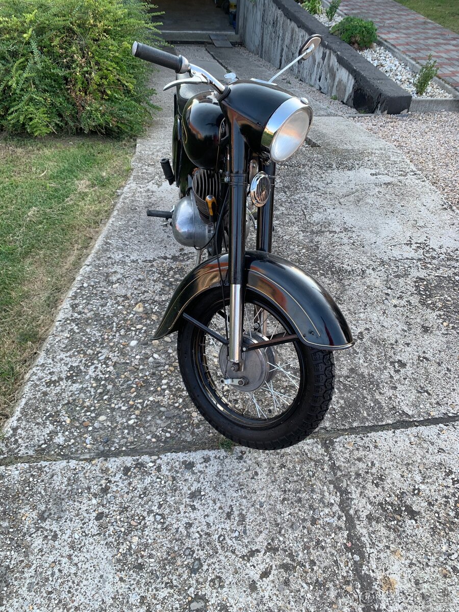 Predám Čz 250/455 - 3