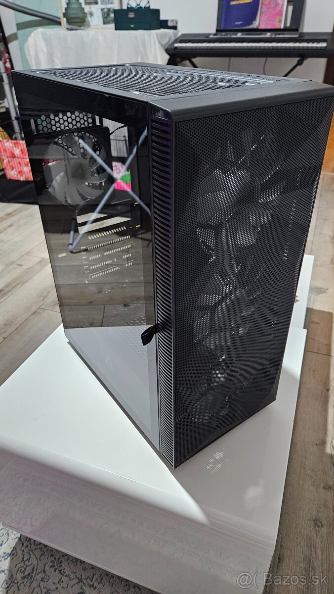 Pc skrinka montech x3 mesh + zdroj - 3