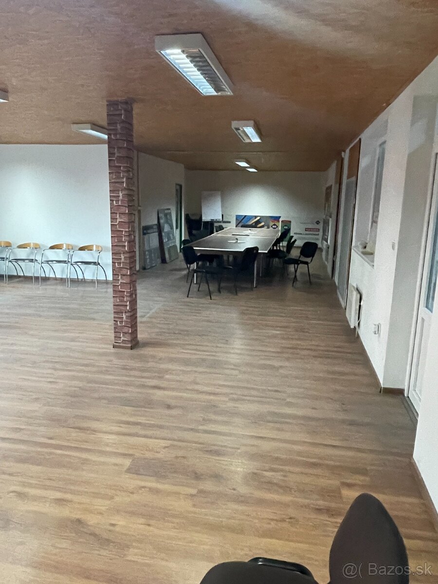 Prenájom 140m2 obchodného priestoru Lučenec - 3