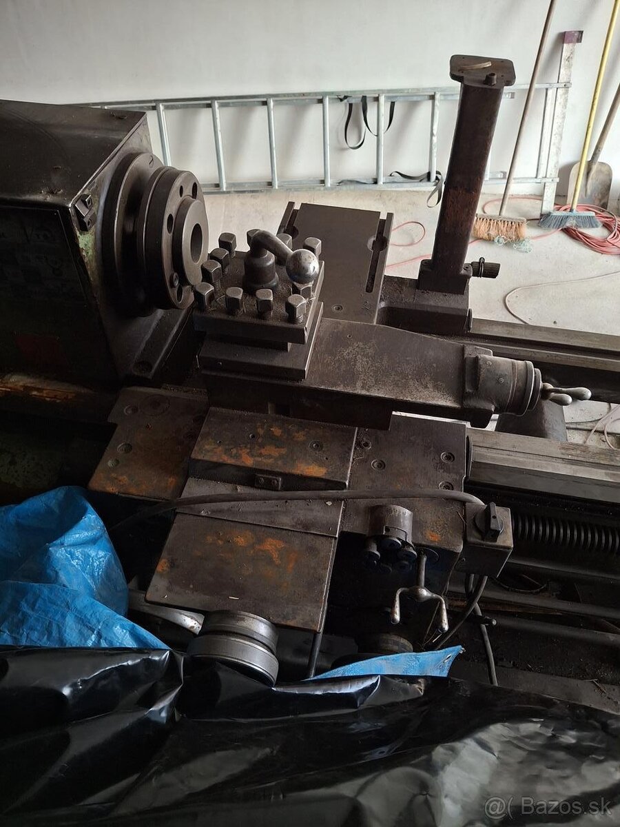 Hrotový soustruh TOS SU 50 A/1200 - 3