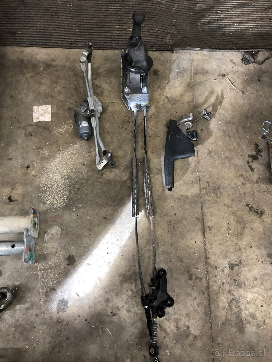 ♦ ŠKODA FABIA 2 , 1.2 HTP 40kw INTERIER ♦ - 3