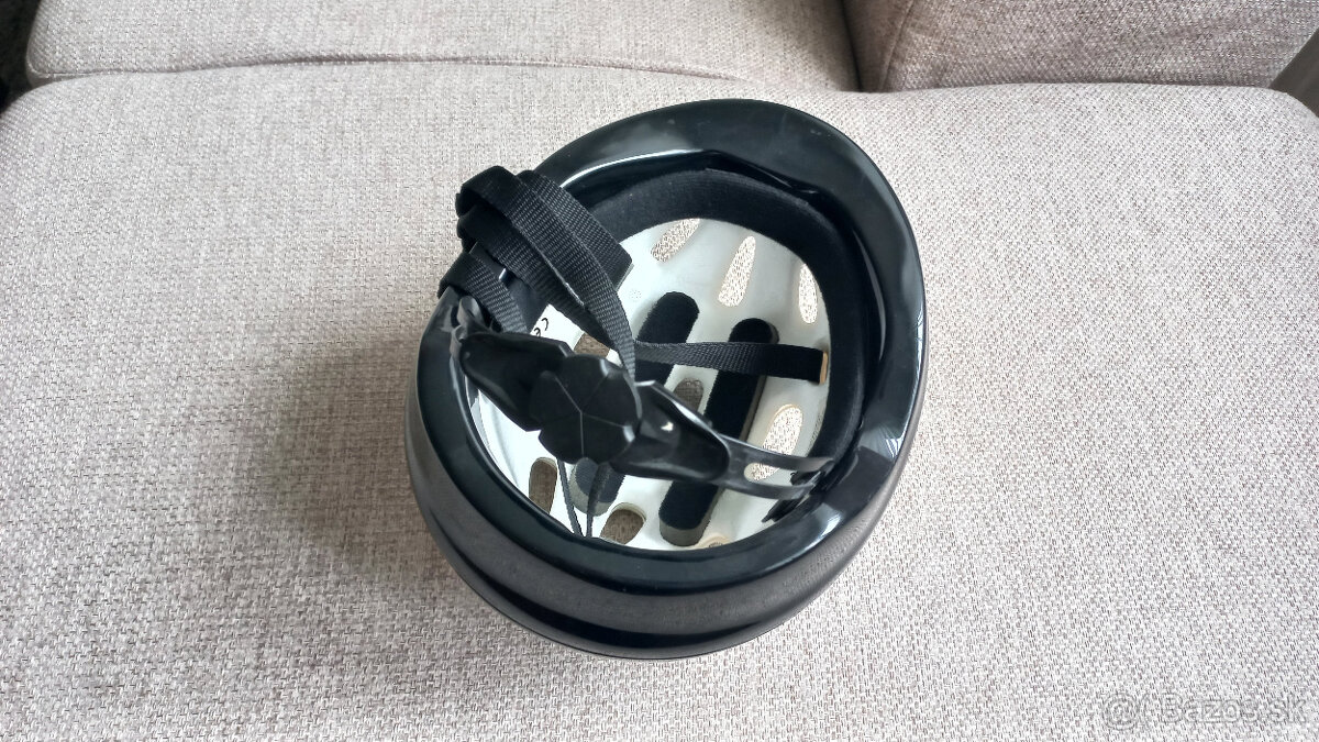 Predám detskú prilbu pre cyklistov - 3