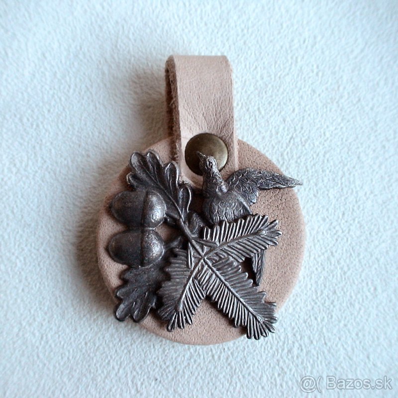 Kožená kľúčenka so starožitným poľovníckym komponentom - 3