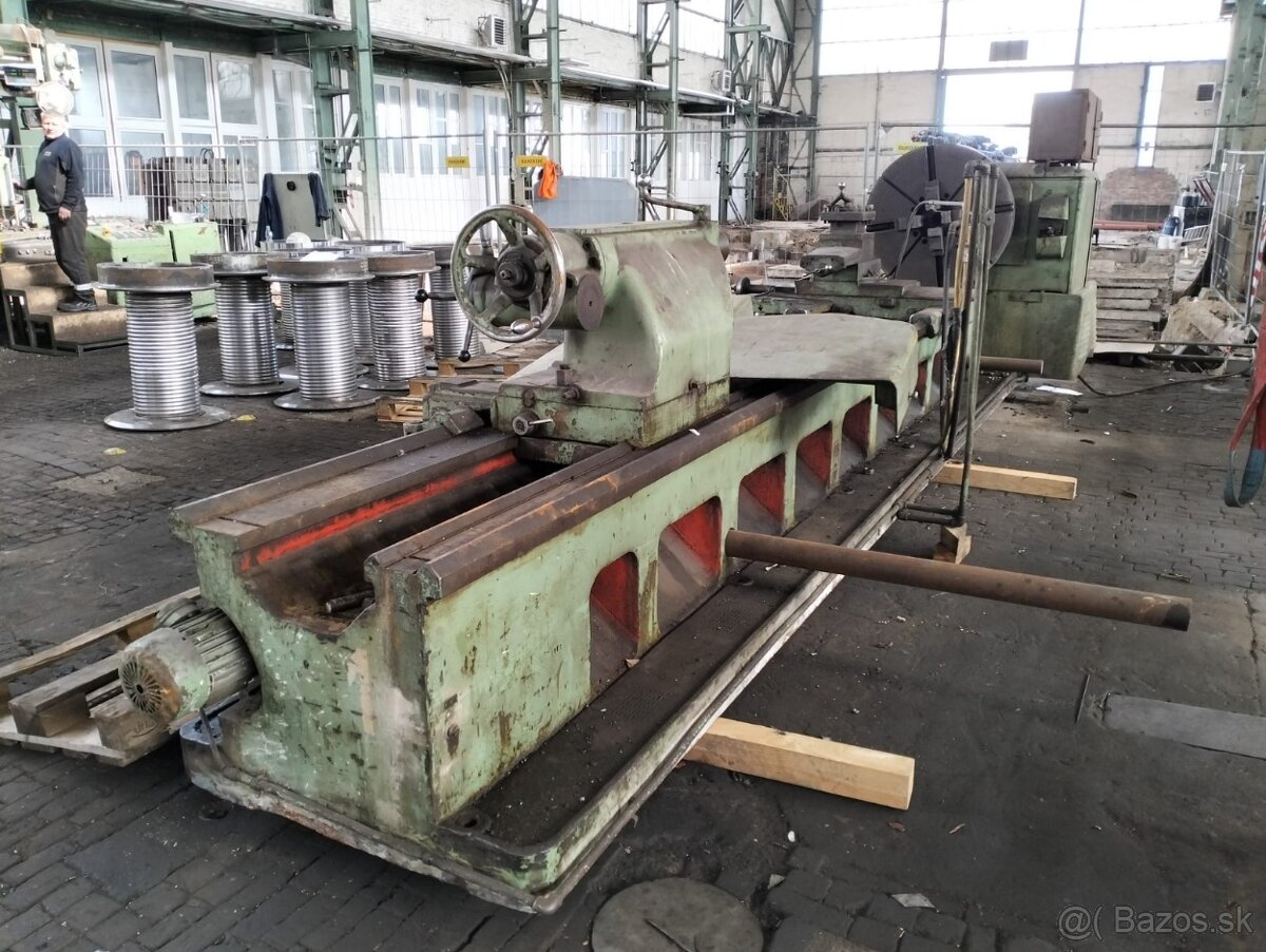 Sústruh RIAZAN 165 - 3