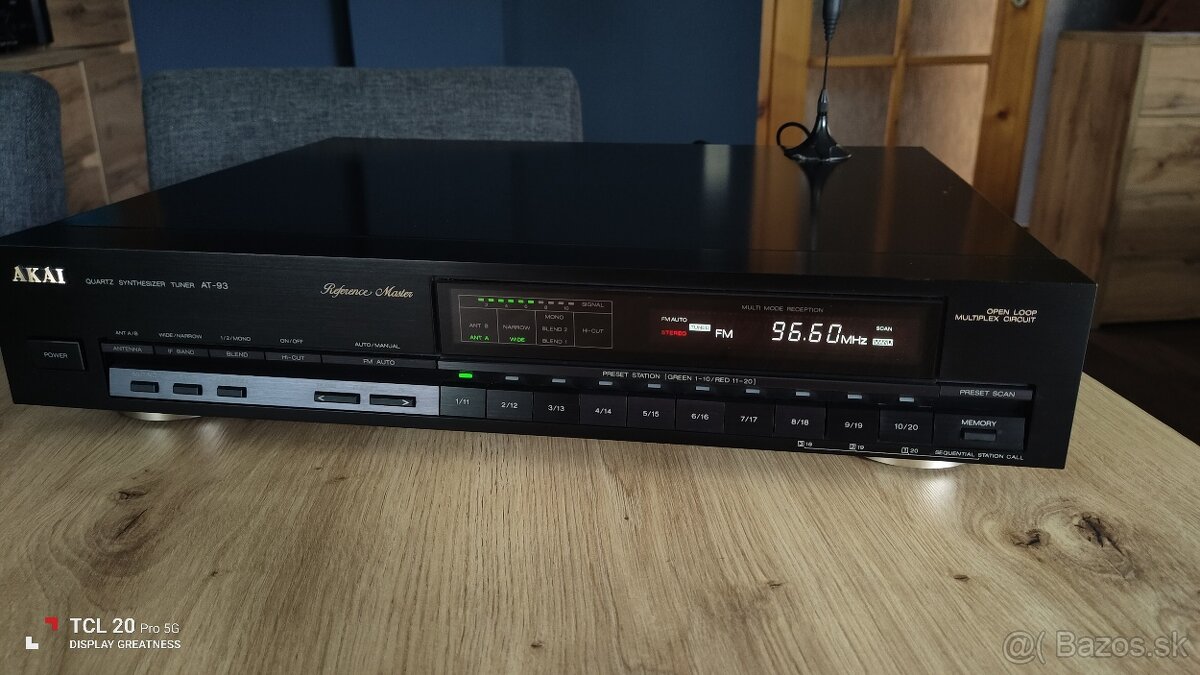 Akai tuner AT93 - 3