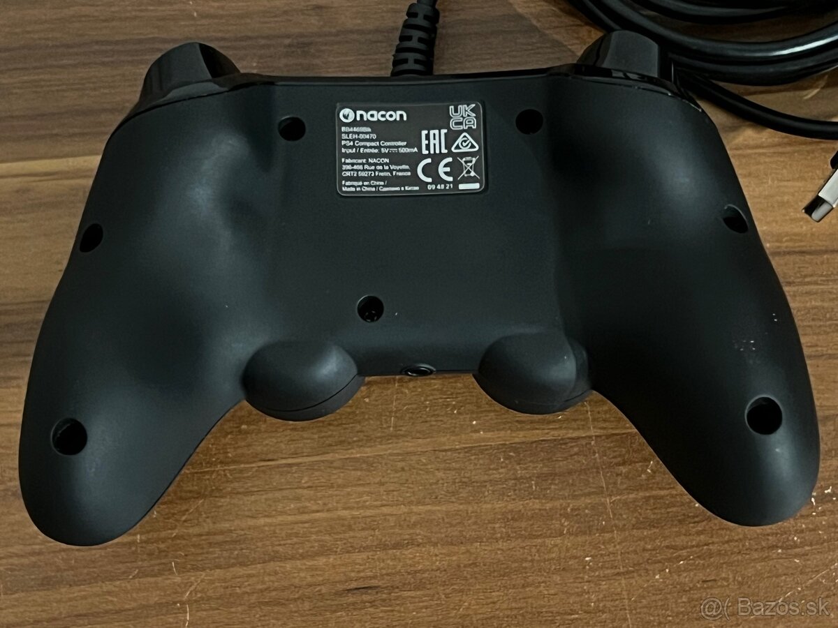 Nacon Compact PS4 - 3