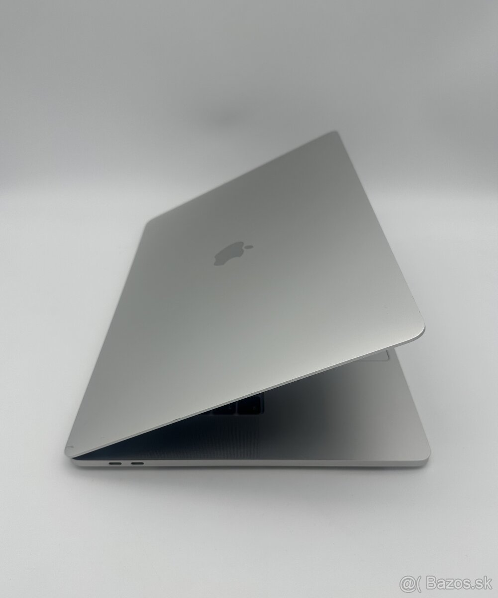 MacBook Pro 16" 2019 CTO Silver + ZÁRUKA - 3