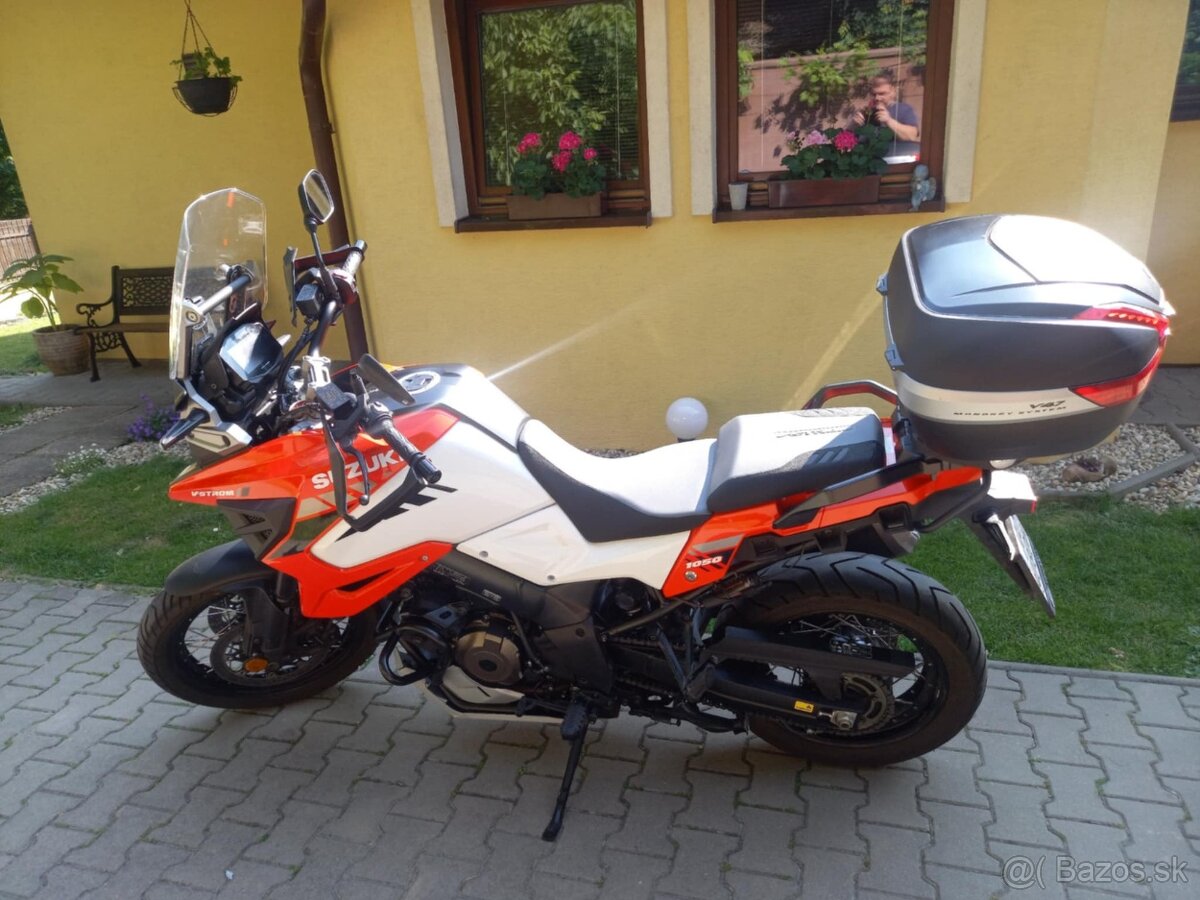Suzuki V-Strom