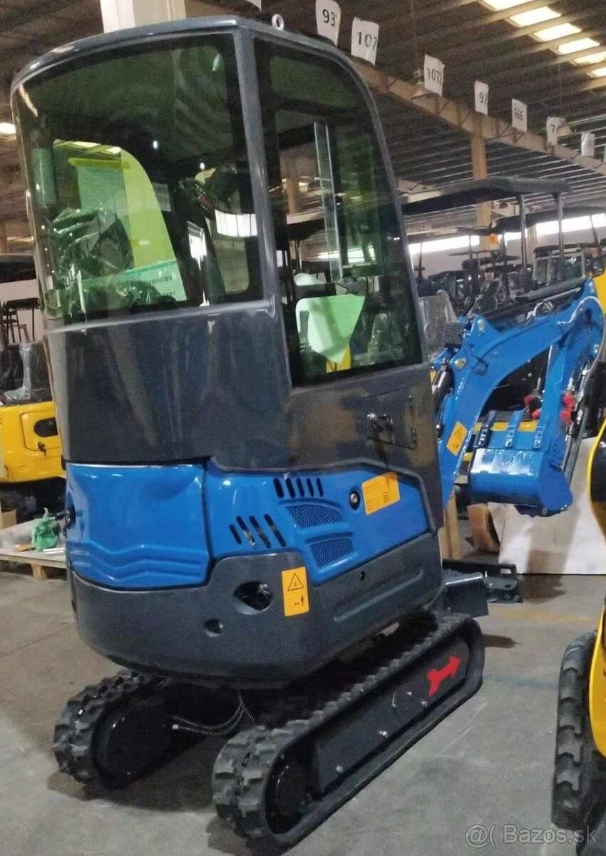 Minibáger Rippa- Kubota motor - 3