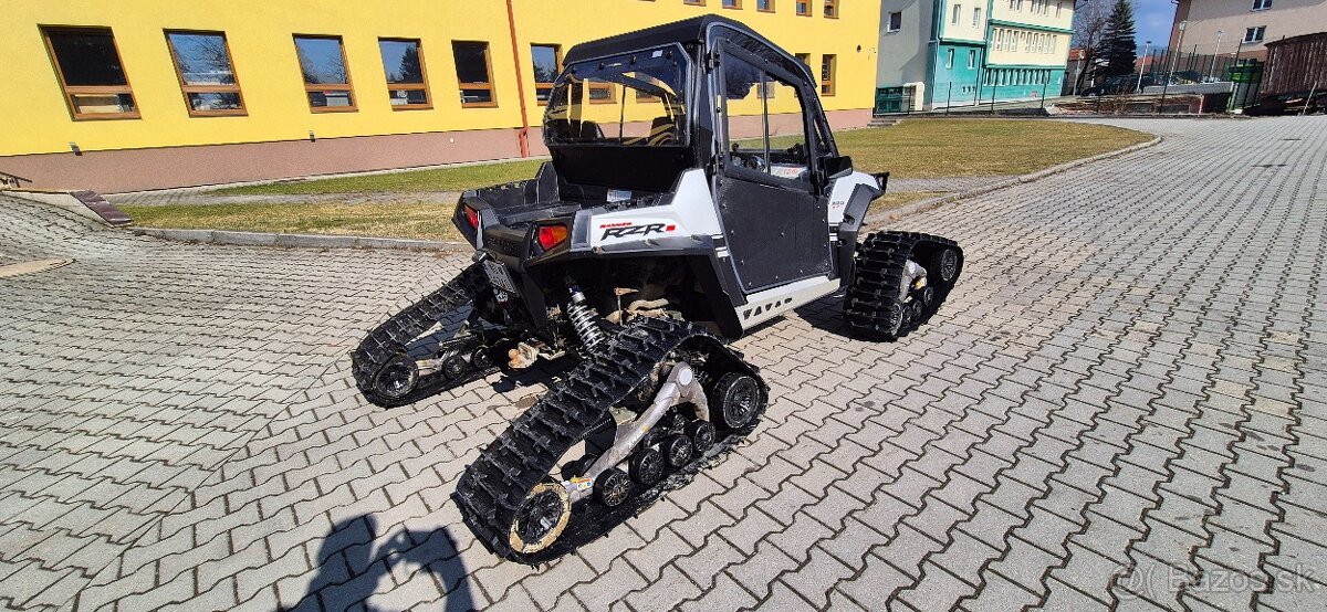 Snežné pásy na polaris RZR 800S