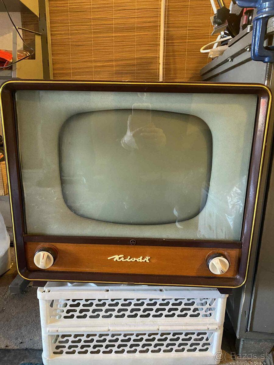 Televízor TESLA KRIVÁŇ - 3