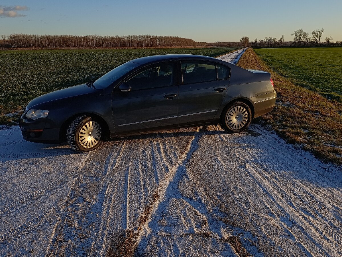 VW PASSAT 1.9TDI BLUEMOTION - 3
