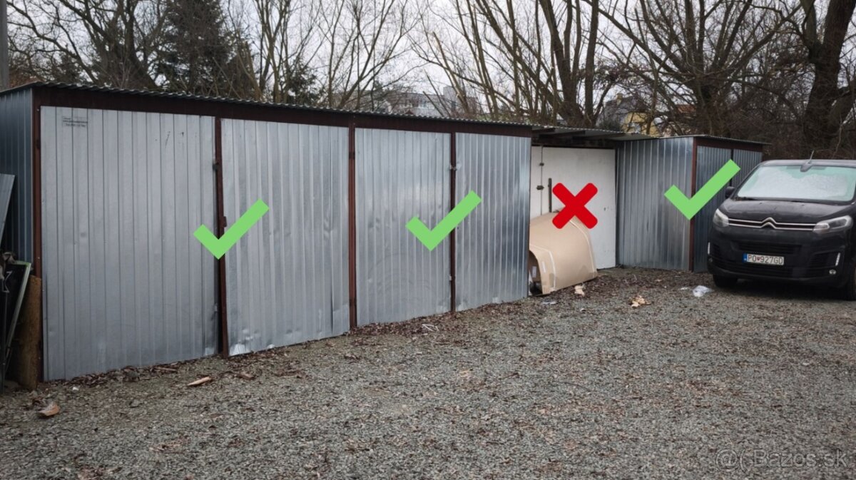 3 garaze za 1490 €.. 6x6m a 2x6m - 3