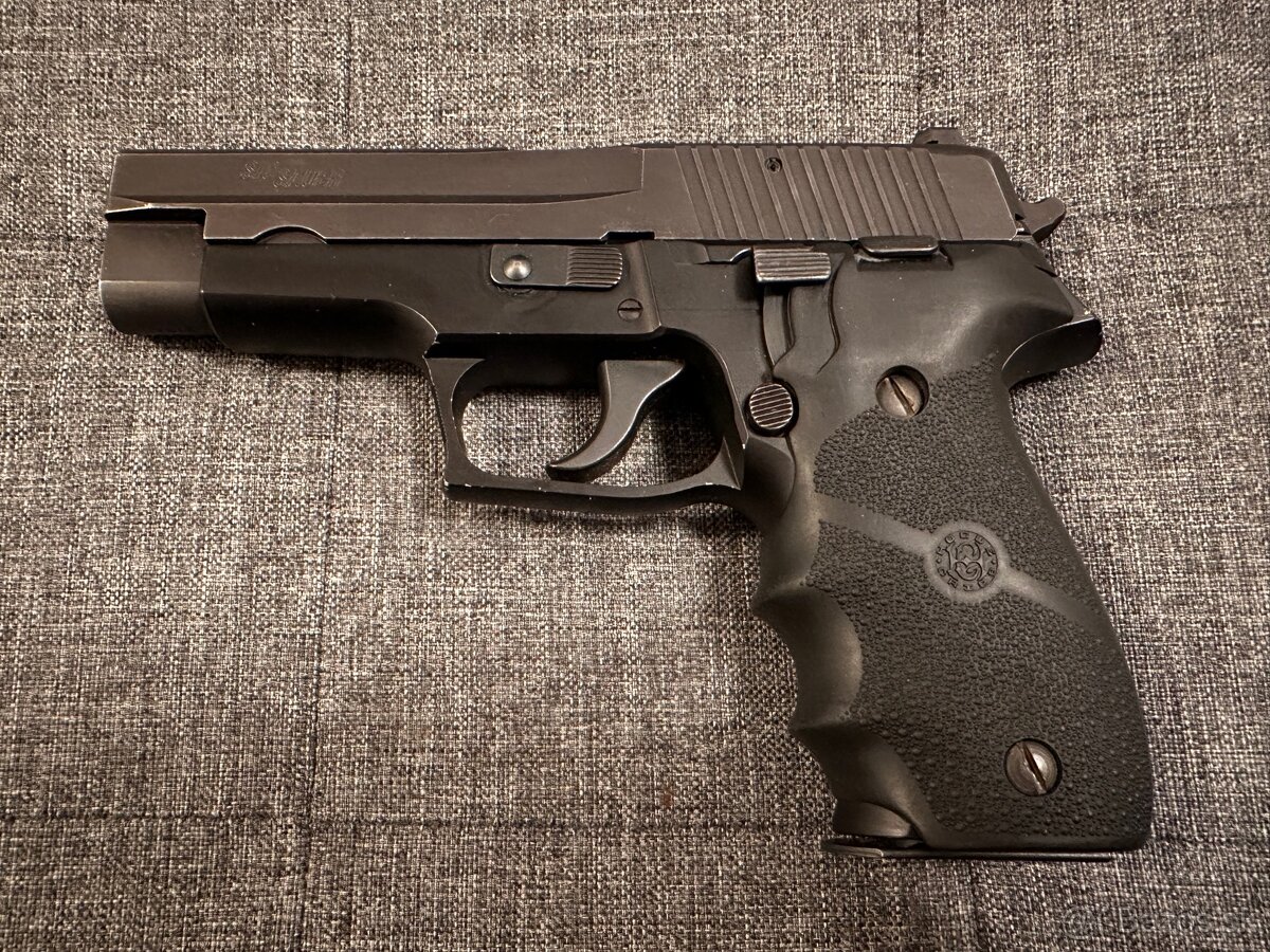 Pažbičky Hogue Grips Sig Sauer P 226 - 3