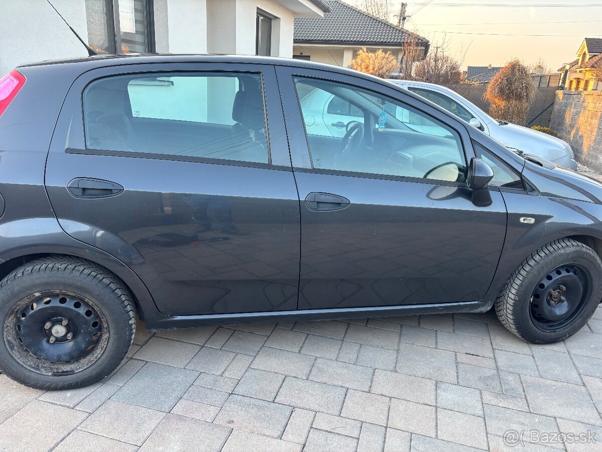 Predám Fiat Punto 2011 - 3