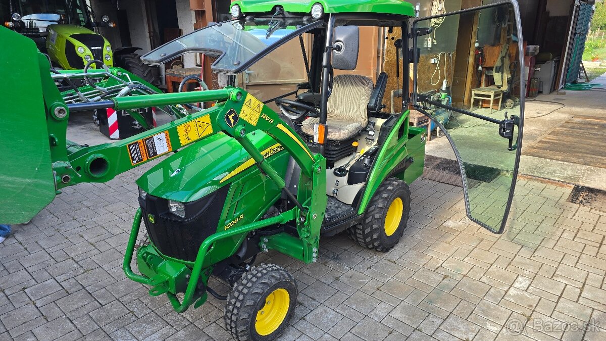 Traktor john deere 1026 - 3