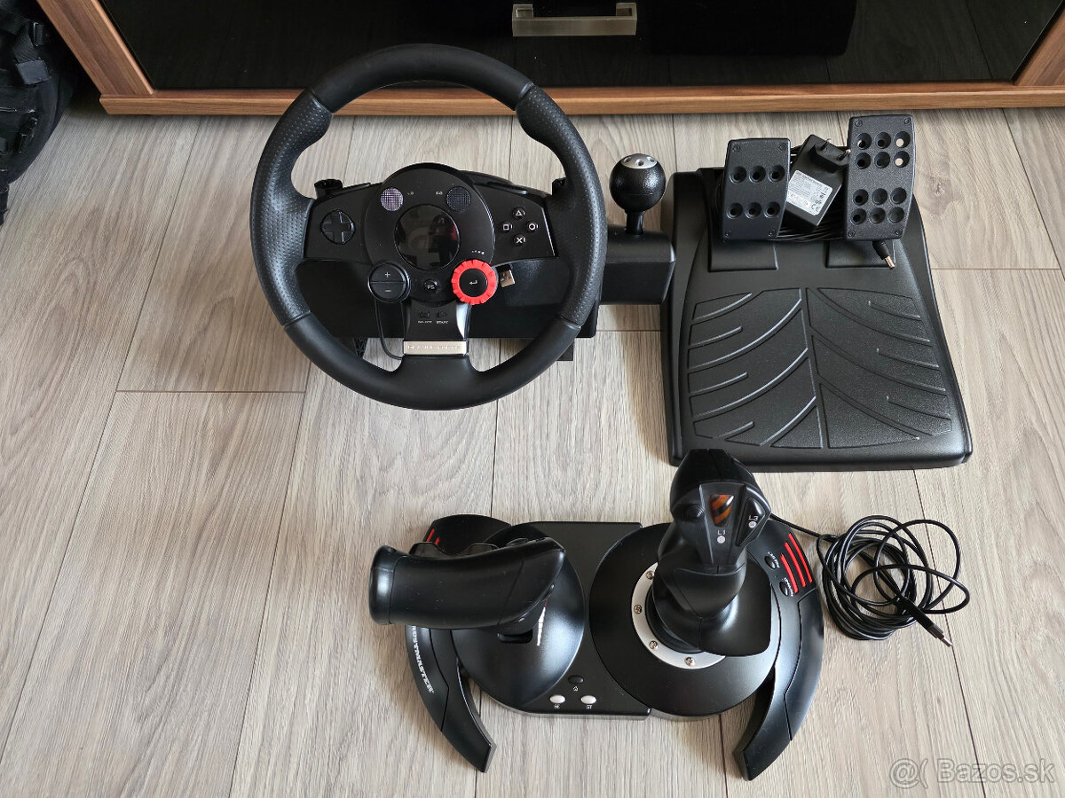 VOLANT Logitech Driving Force GT a JOYSTICK thrustmaster - 3