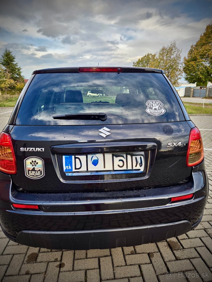 Predám – Suzuki SX4 1,6 (79 kW) r. 2009 - 3