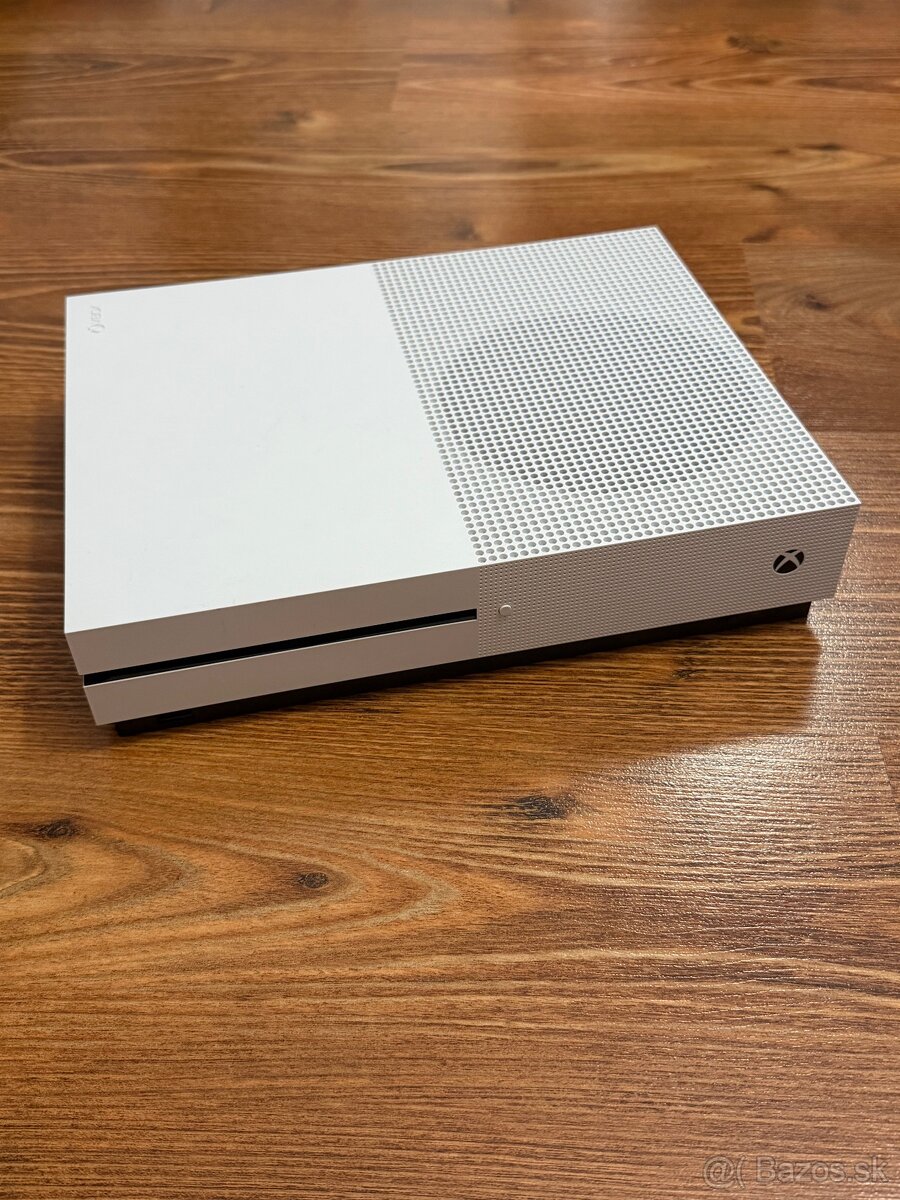 Xbox one S 500GB (+ovladač, hry) - 3