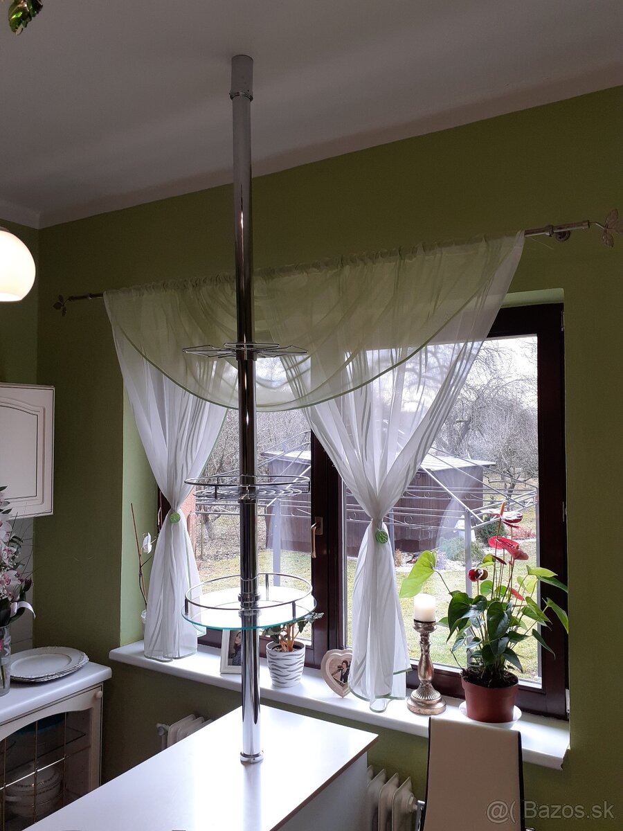 Predám kvalitný celokovový vešiak do kuchyne - tyč - 3