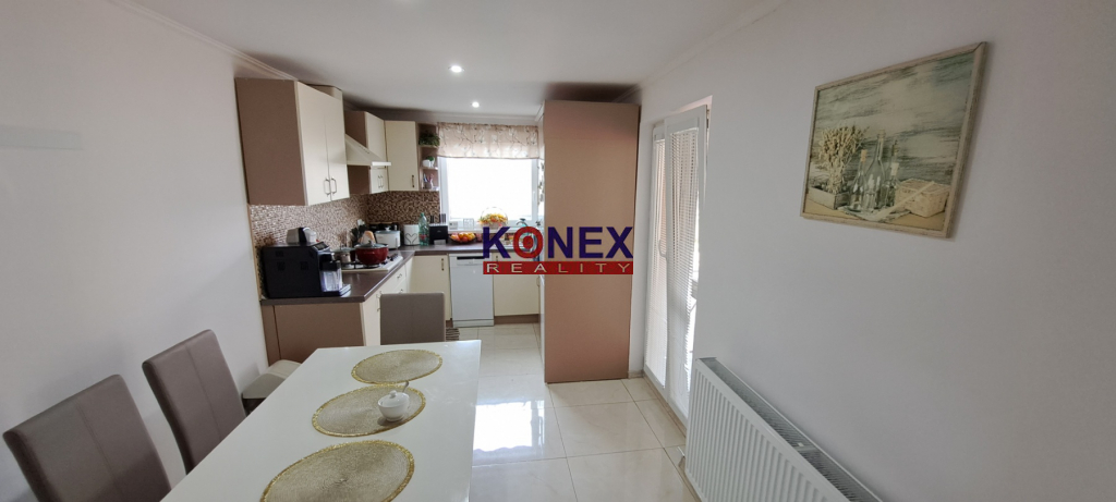 NA PREDAJ – Štvorec po kompletnej rekonštrukcii Trebišov - 3