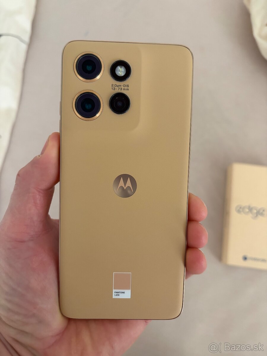 Predám Motorola edge 50 Neo - 3