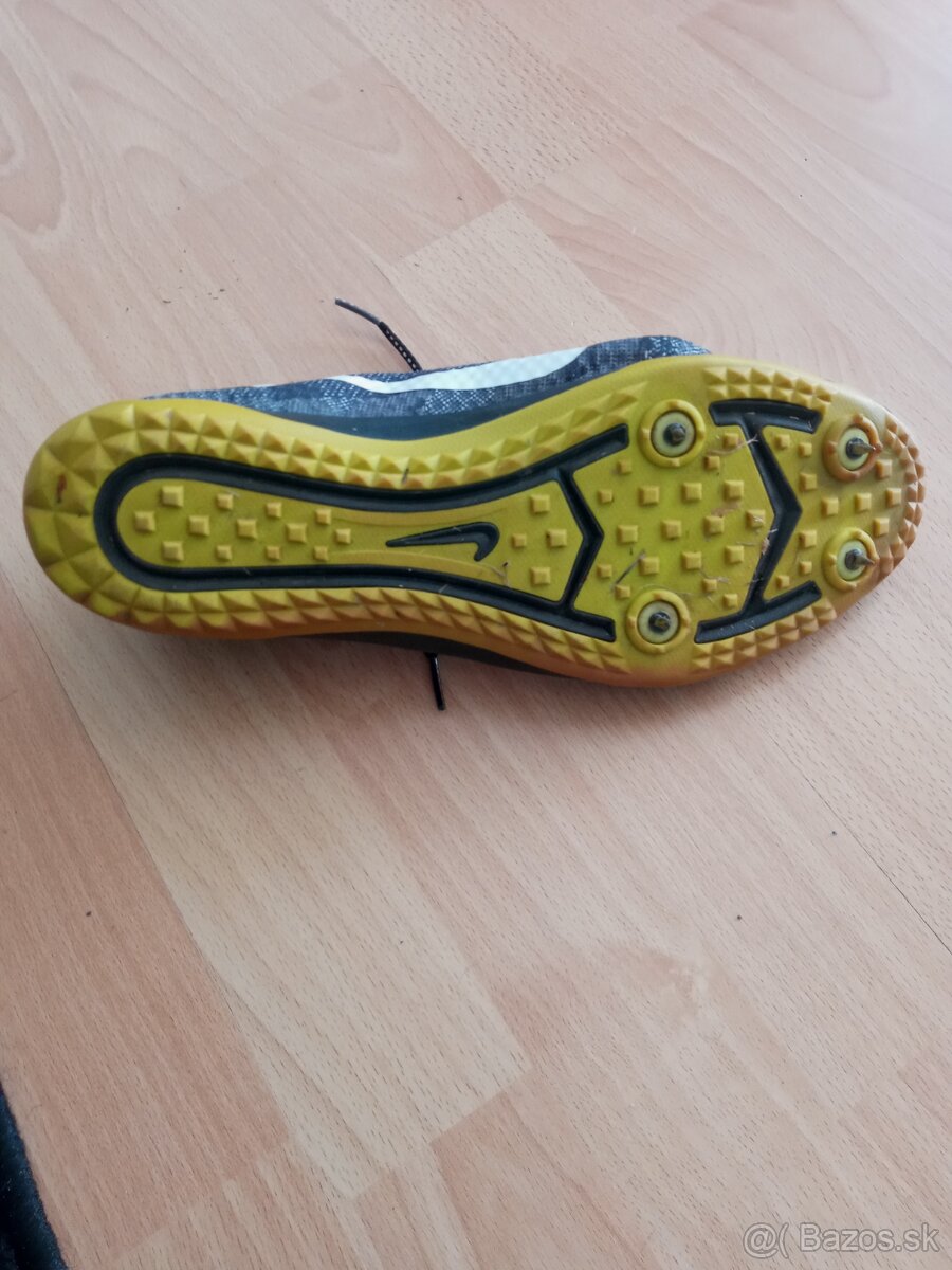 Bežecke tretry Nike Rival XC - 3