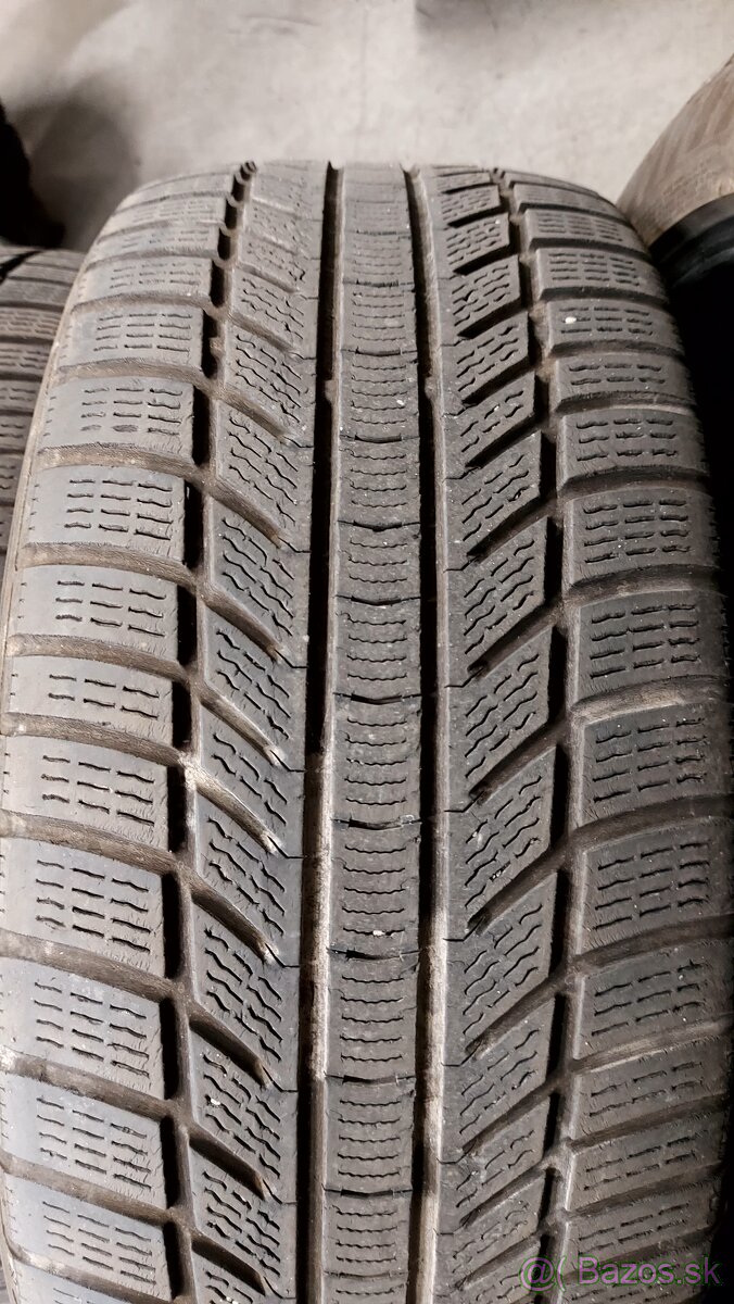 245/45 R19 V XL zimné - 3