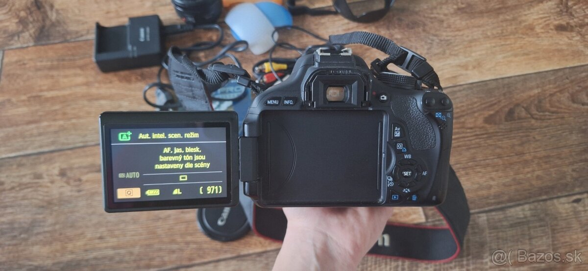 Canon EOS 600D s príslušenstvom - 3