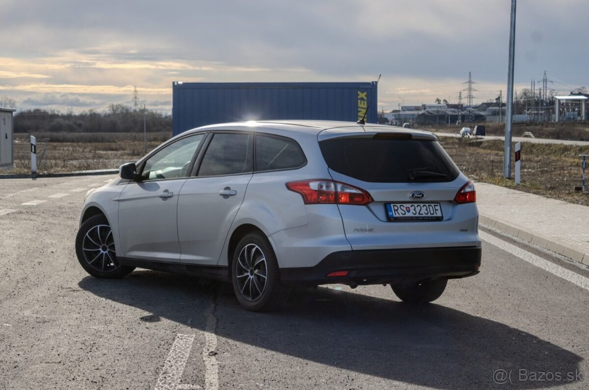 Ford Focus Kombi 1.0 EcoBoost - 3