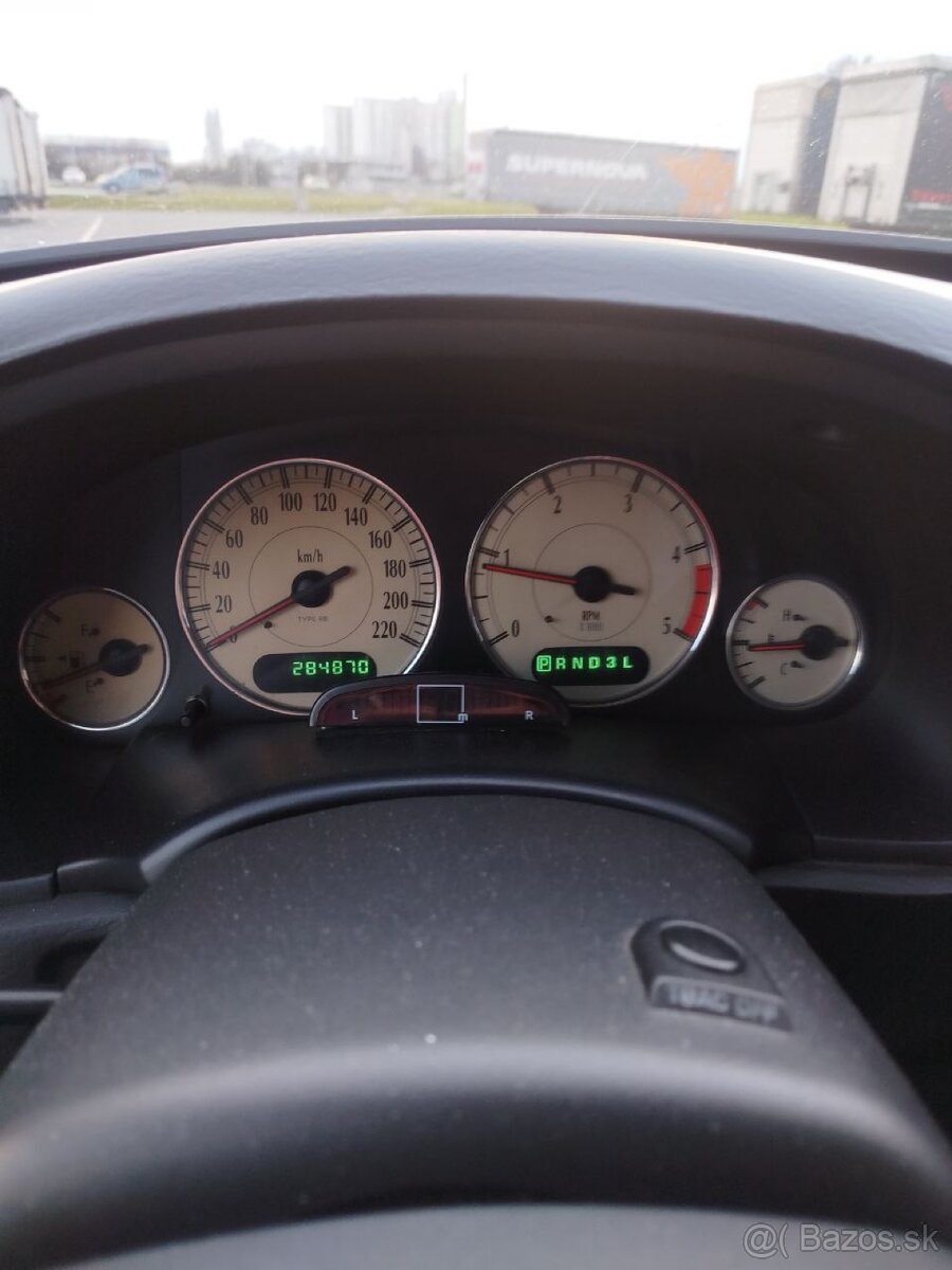 Chrysler voyager - 3