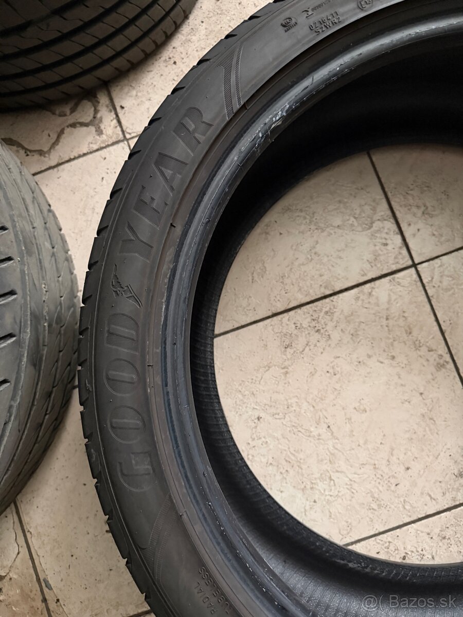 Predám letne pneu 255/40/r20 GoodYear - 3
