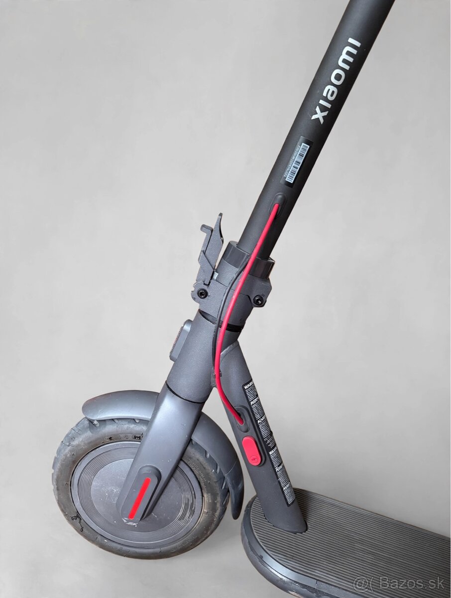 Predám Xiaomi Electric Scooter 4 - 3
