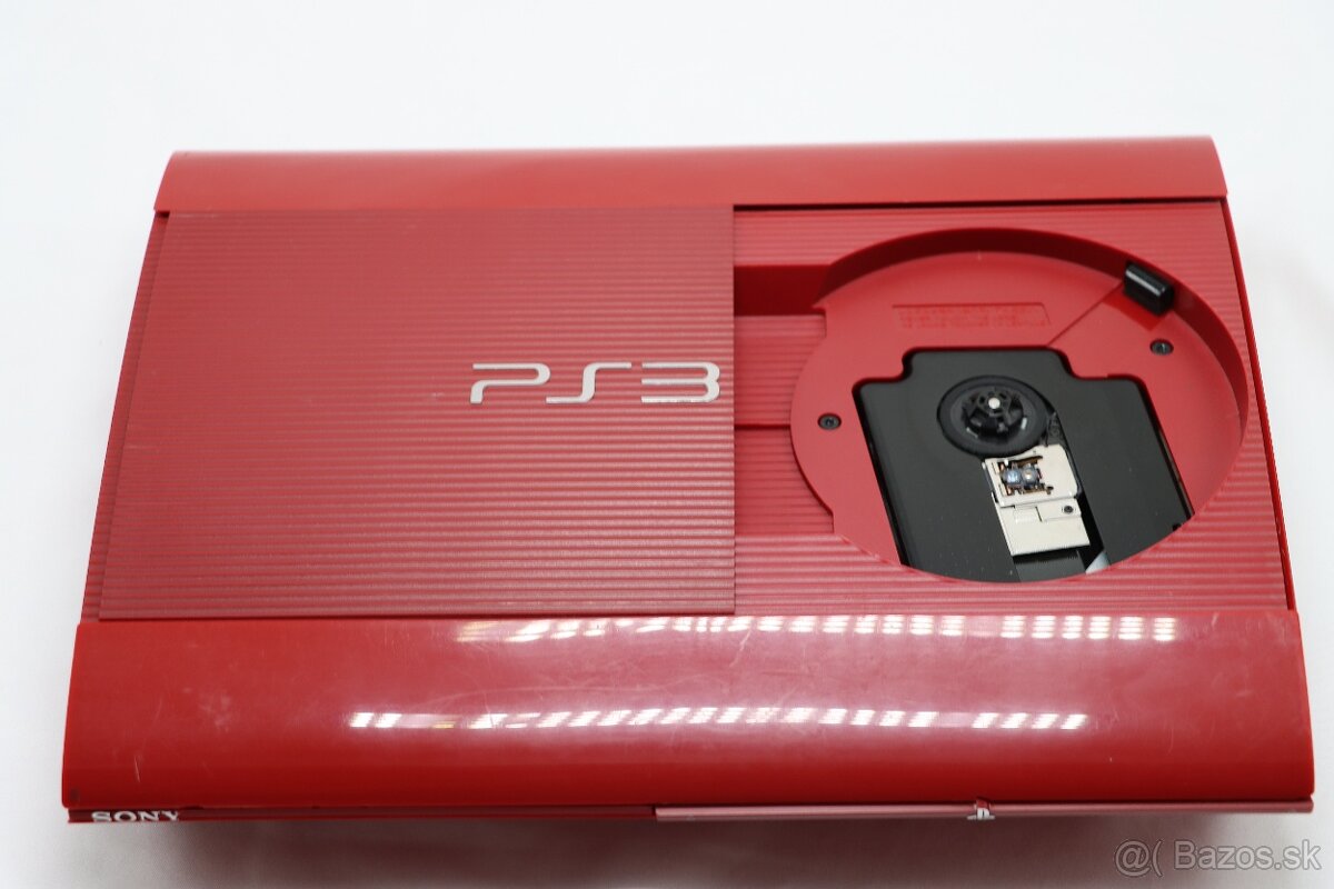 PlayStation 3 Super Slim 500GB Garnet Red + DualShock 3 - 3