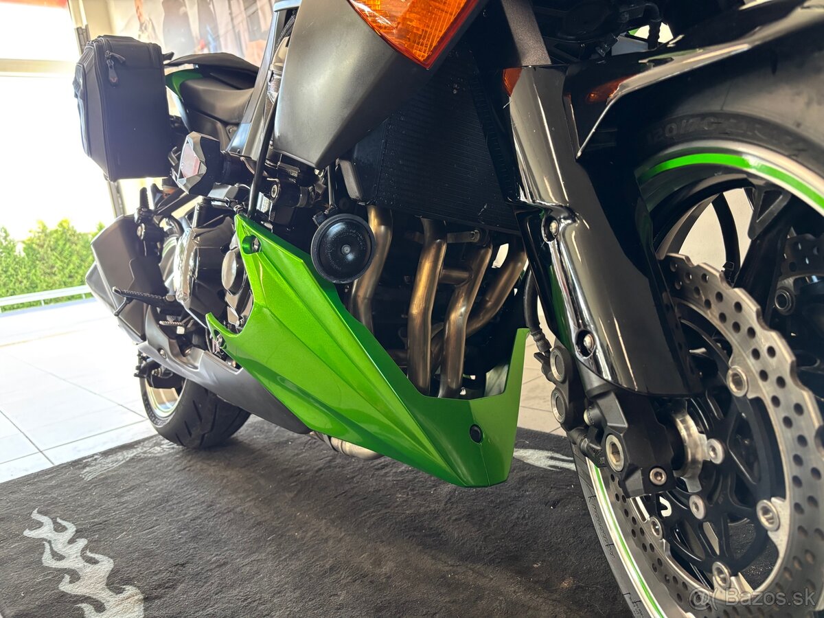 Kawasaki Z1000 - 3