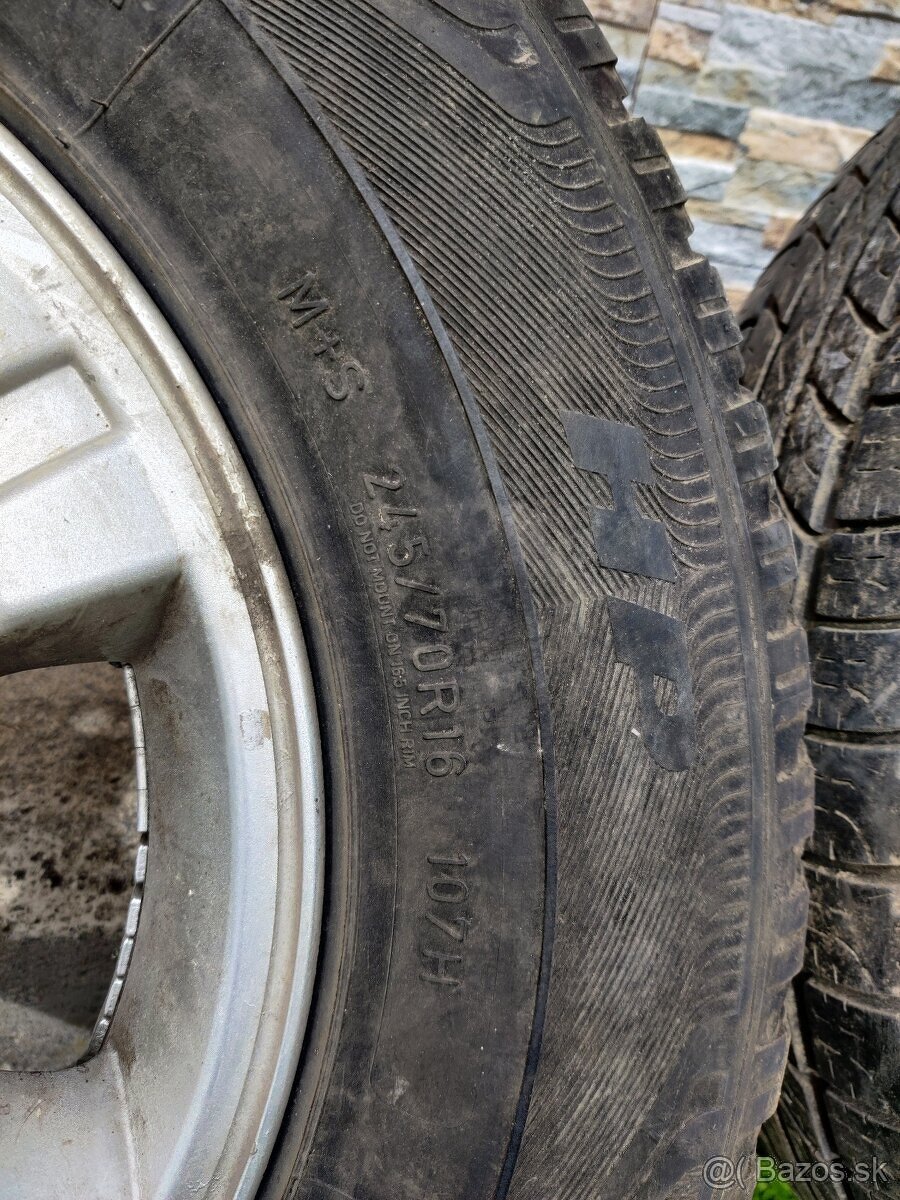 16" Disky KIA s letnymi pneu