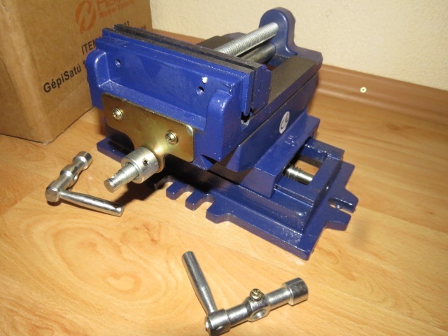 Predam novy krizovy zverak HAINA,celuste 100 mm - 3