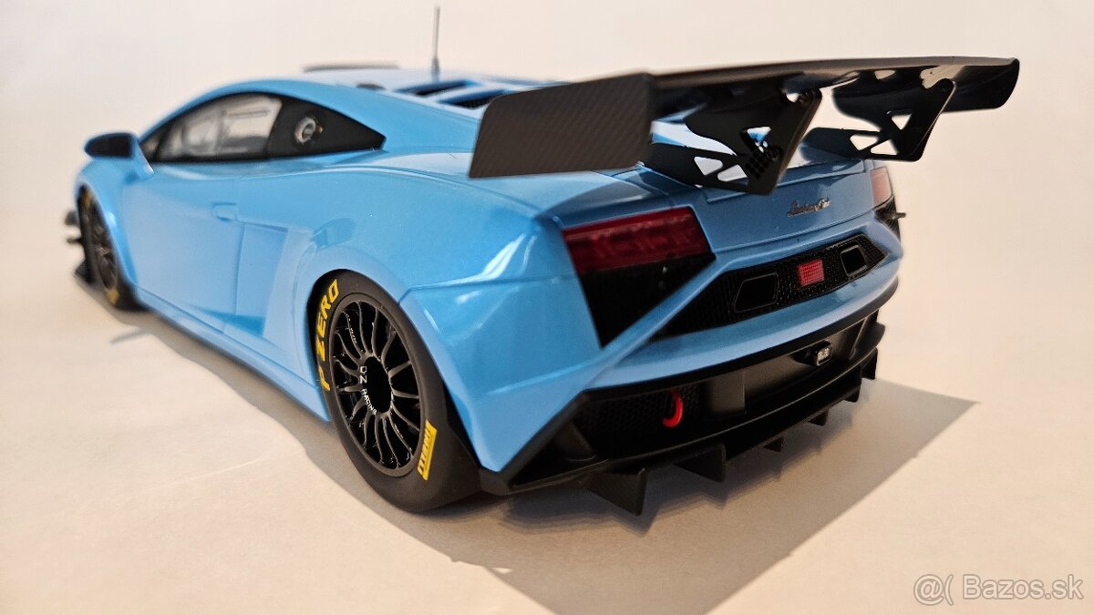 Autoart 1:18 Lamborghini Gallardo GT3 FL2 - 3
