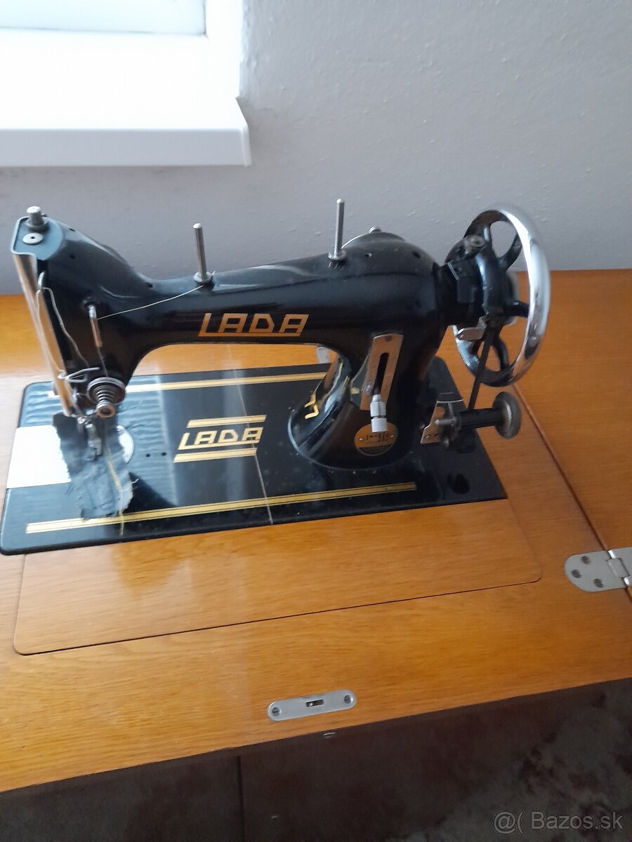 Šijací stroj - 3