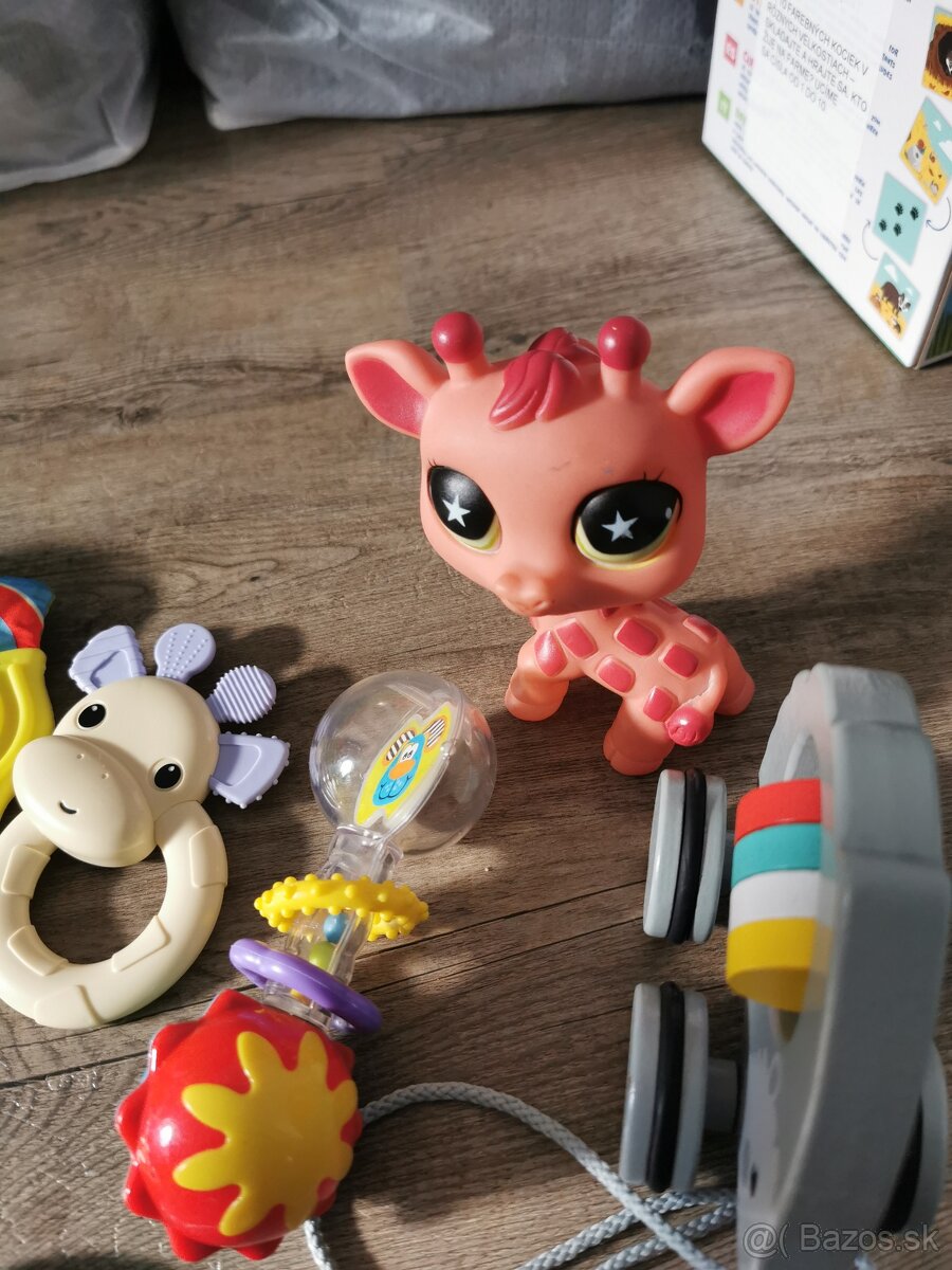 Hracky, knižky, hryzatka - 3