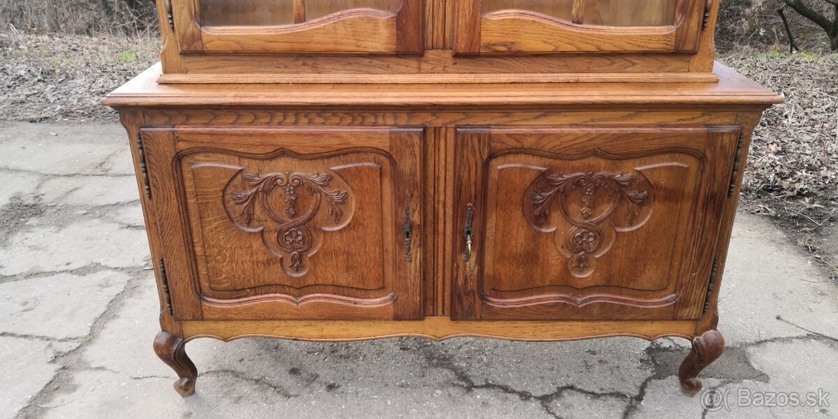 Rustikálna masivná vitrína - 3