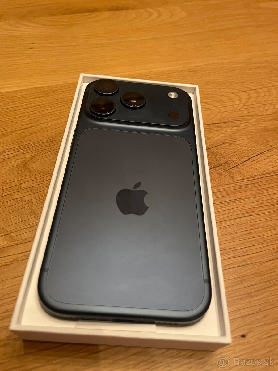 IPHONE 17 PRO 256GB BLUE - 3