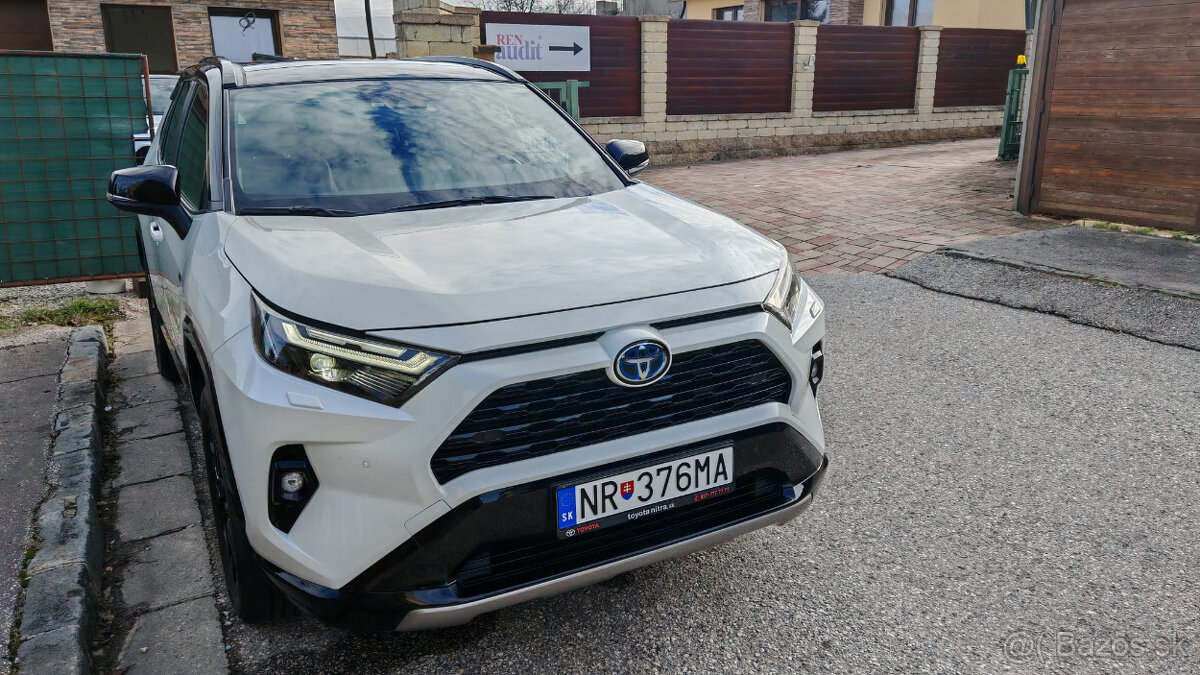 TOYOTA RAV4 SELECTION 4x4 JBL+SKYVIEW+TAŽNÉ ZAR.+ZÁRUKA - 3