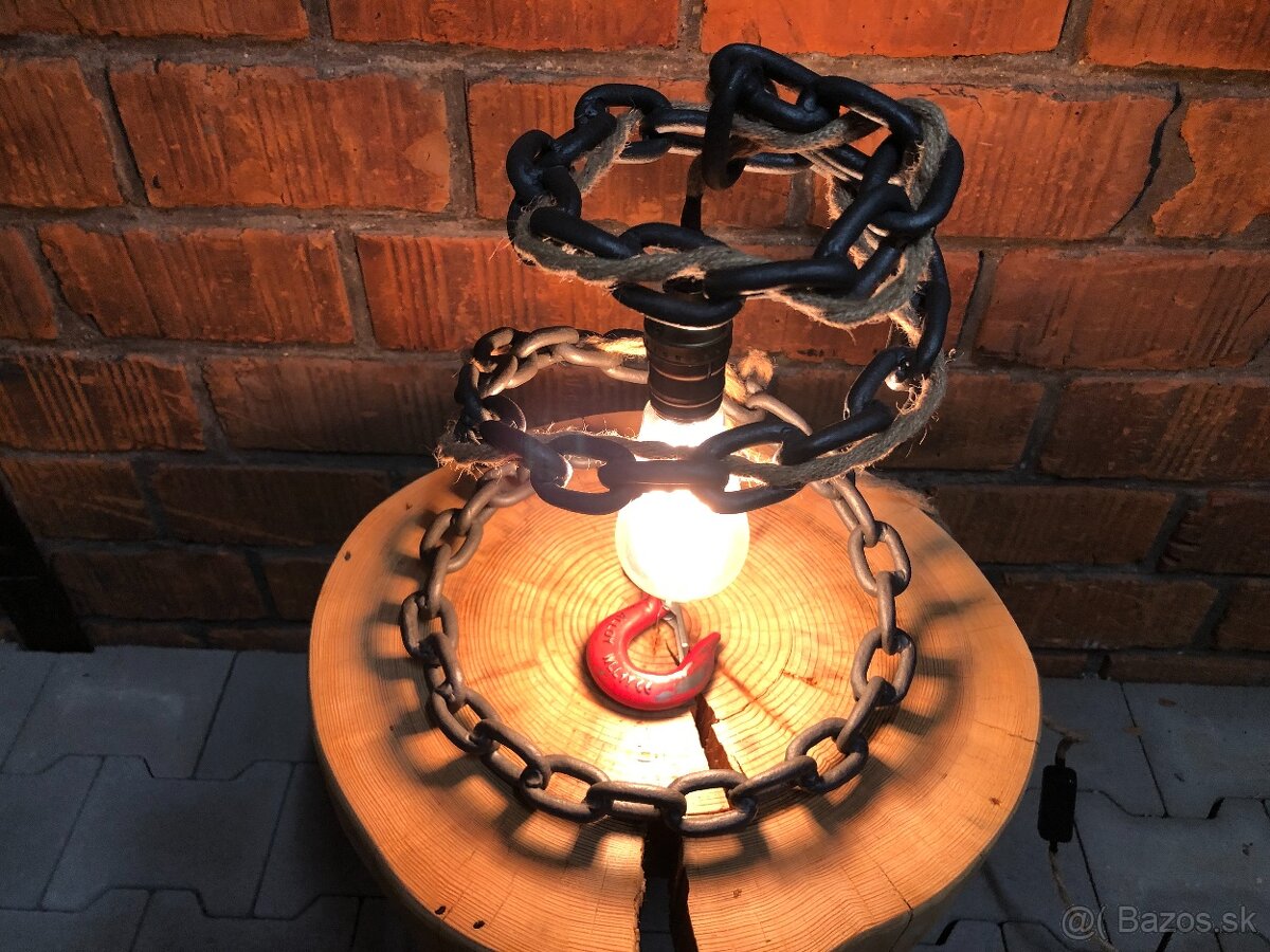 Unikátna lampa z reťaze a háku - 3