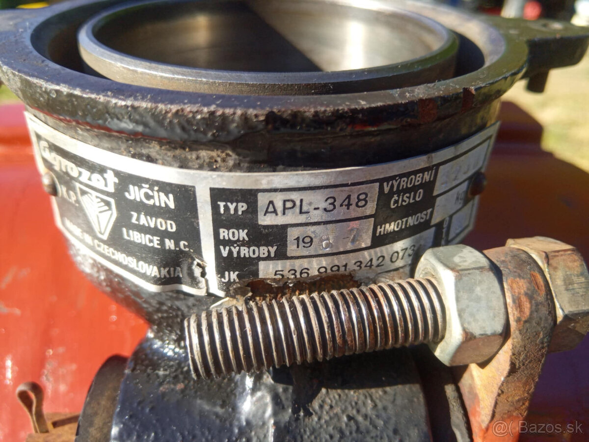 rotačná plečka APL 348 - 3