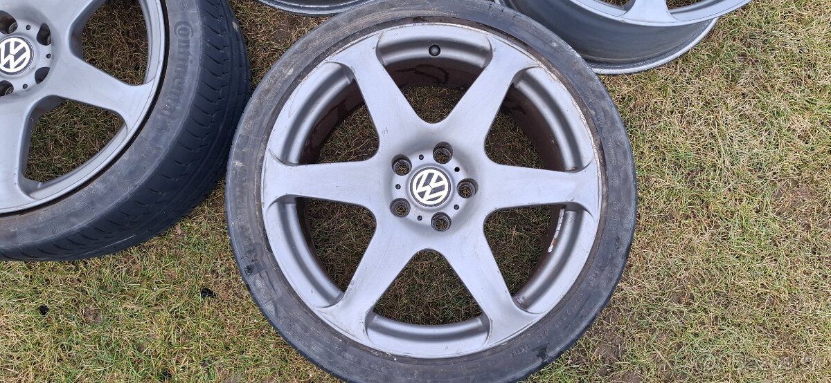 Letna sada AEZ 5x112 225/40 r18 - 3