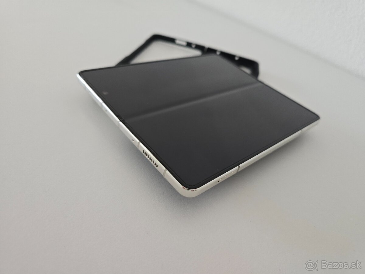 Samsung Galaxy Z Fold 5 - 3