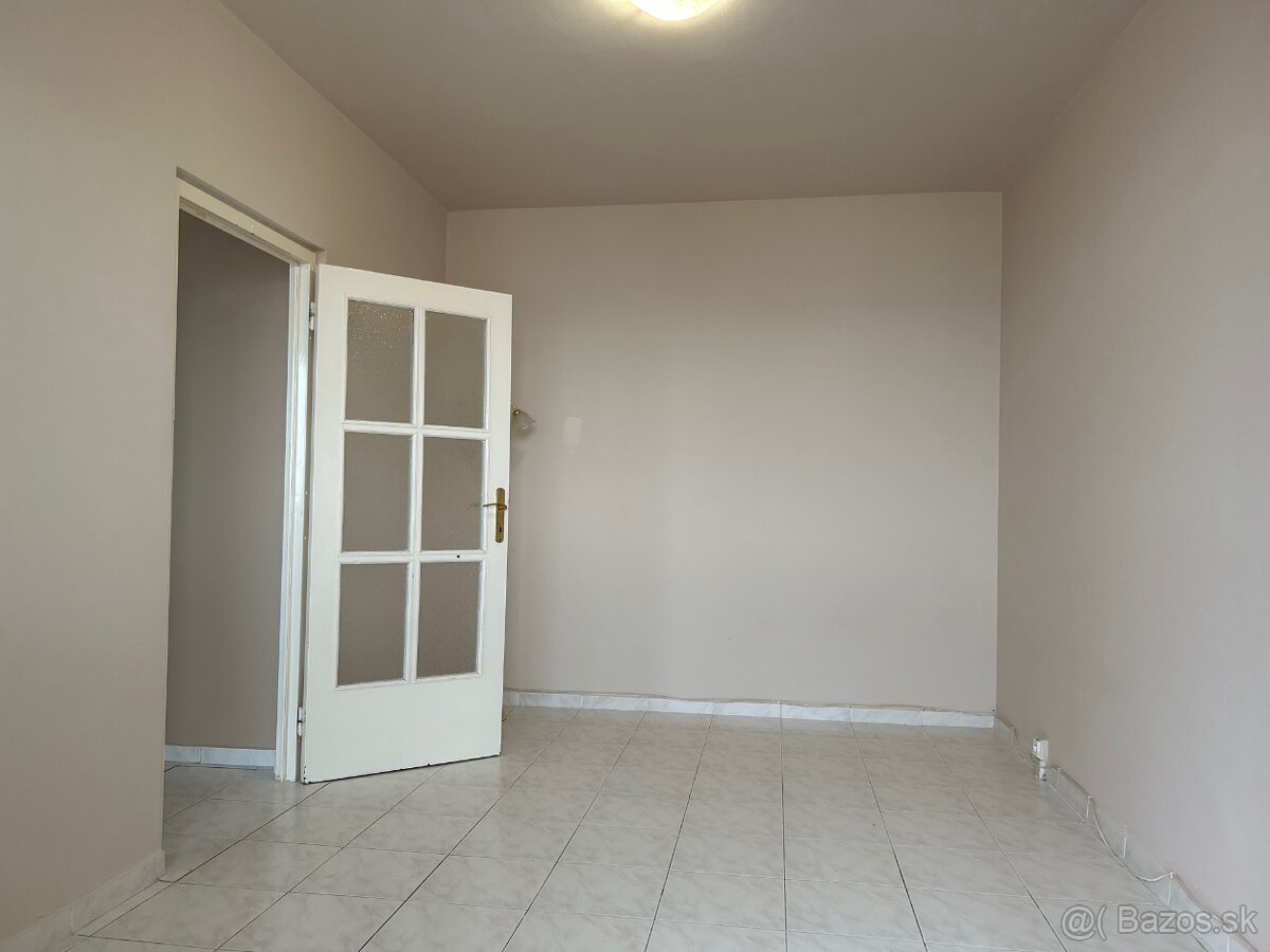 Prenájom bytu 3+1 Štúrovo – F. Rákócziho 62 - 3