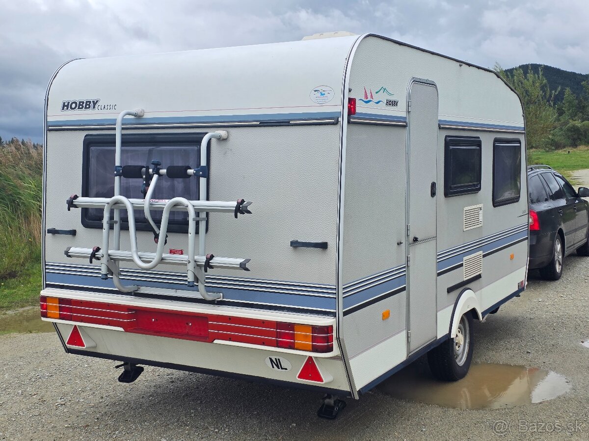 Obytny prives Hobby 420 - Classic, predstan - 3